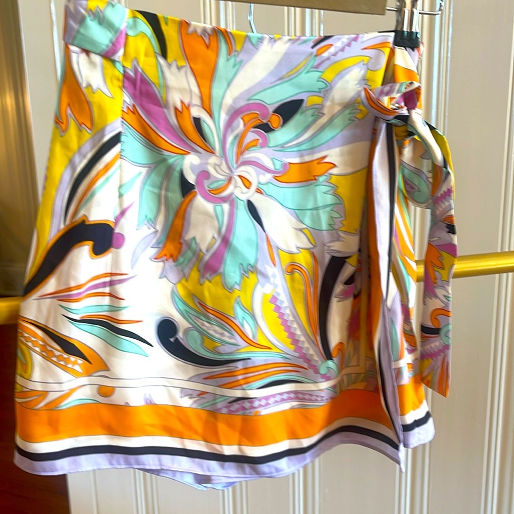 Zara Multicolor Graphic Shirt